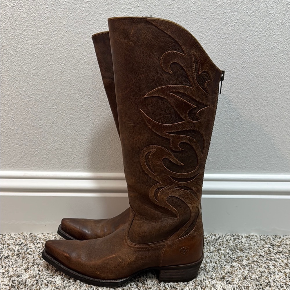 Ariat Genuine Leather Cowboy Boots